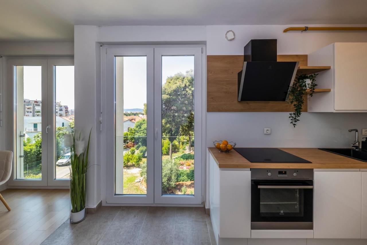 Lusea Apartment Zadar Bagian luar foto