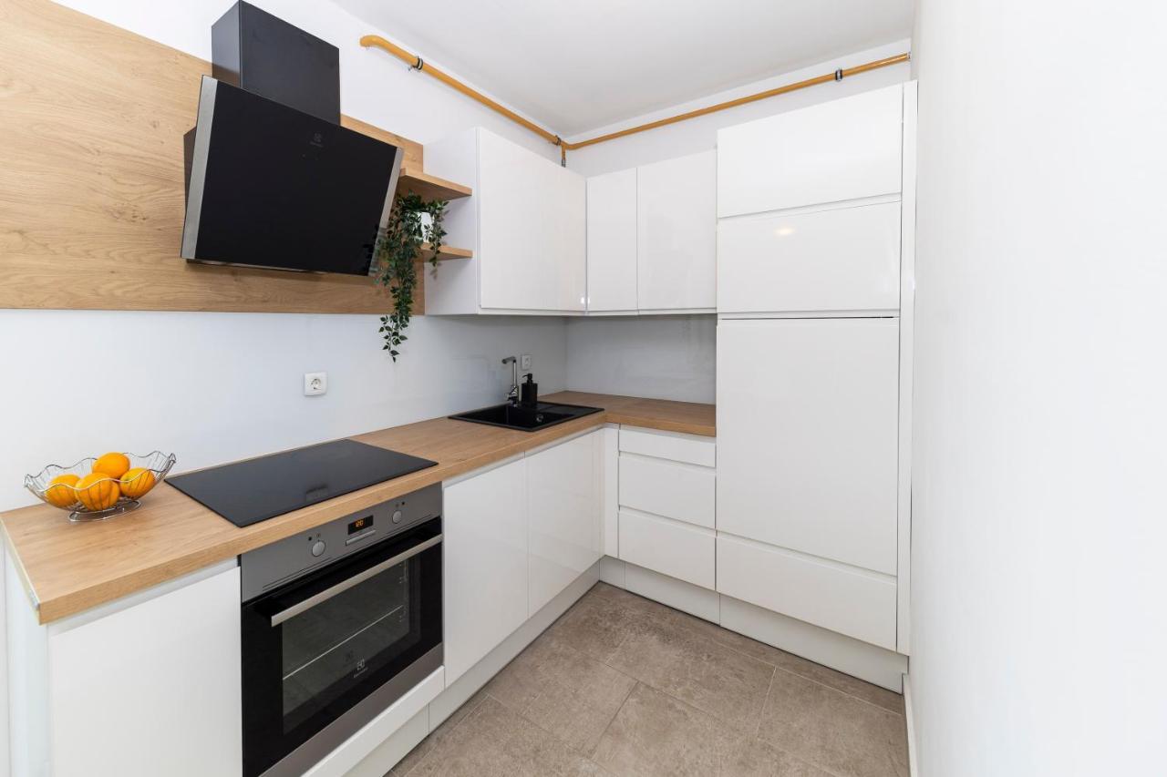 Lusea Apartment Zadar Bagian luar foto