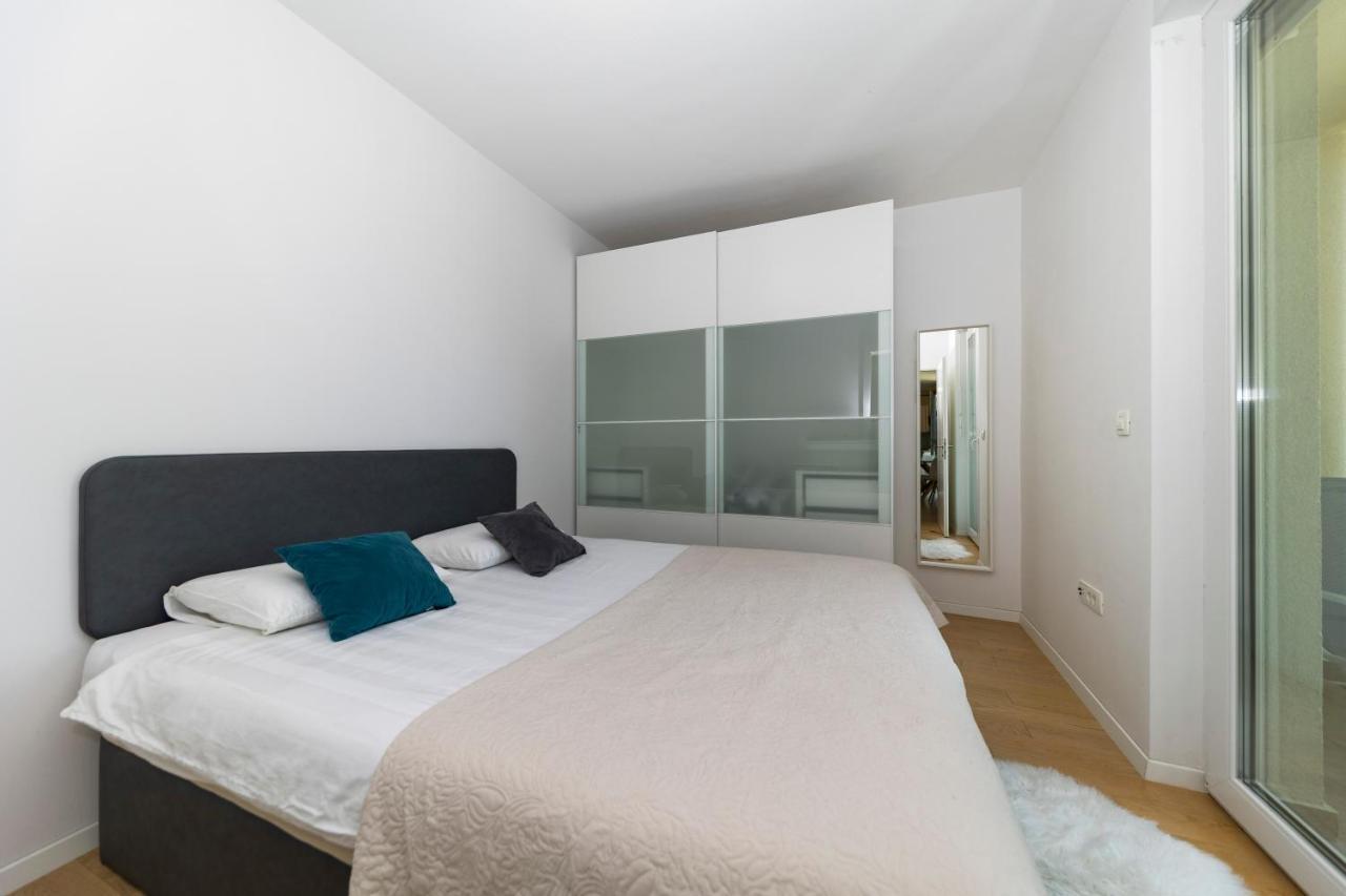 Lusea Apartment Zadar Bagian luar foto